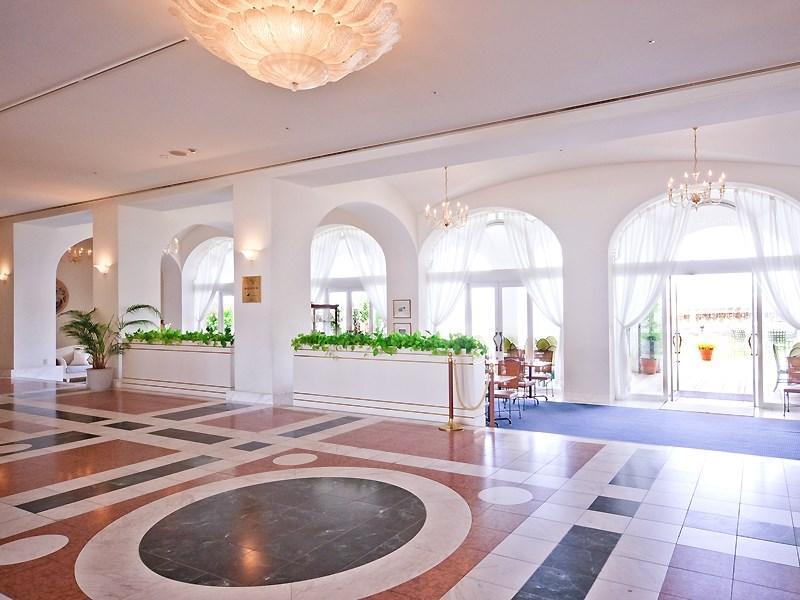 Marina Hotel 4*